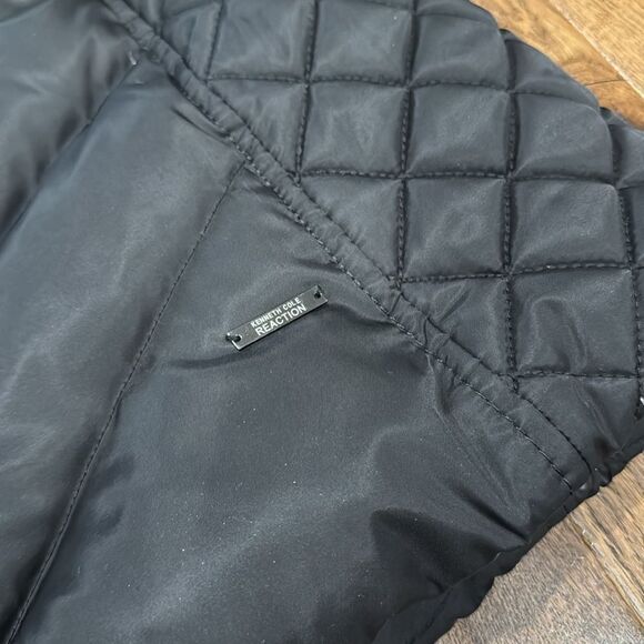 Women’s Kenneth Cole black puffer coat. Sz M - Picture 2 of 5
